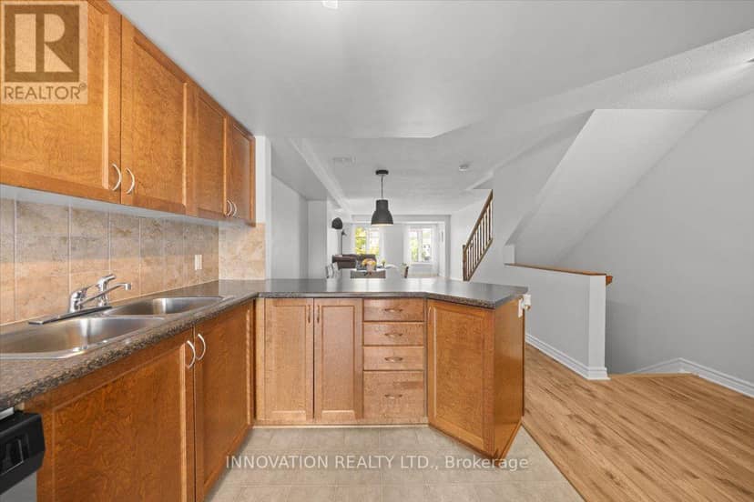 742B Chapman Mills Drive — photo 7 of 34