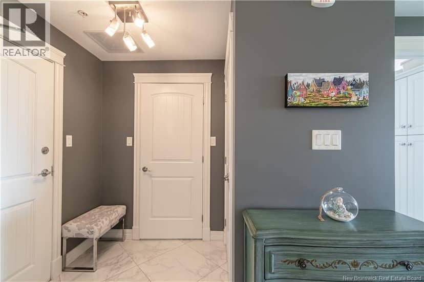 185 Royal Oaks Boulevard Unit# 204 — photo 6 of 34