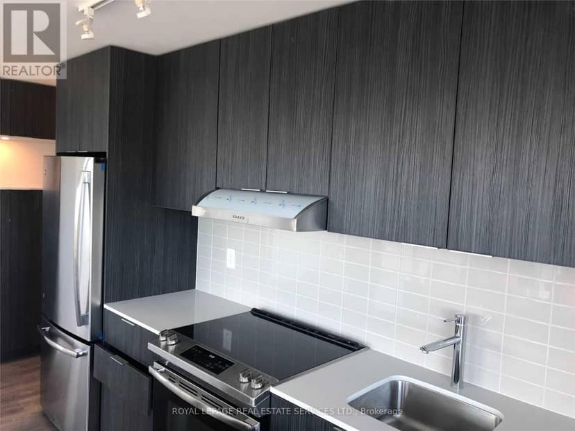 1417 - 2520 Eglinton Avenue W — photo 7 of 12