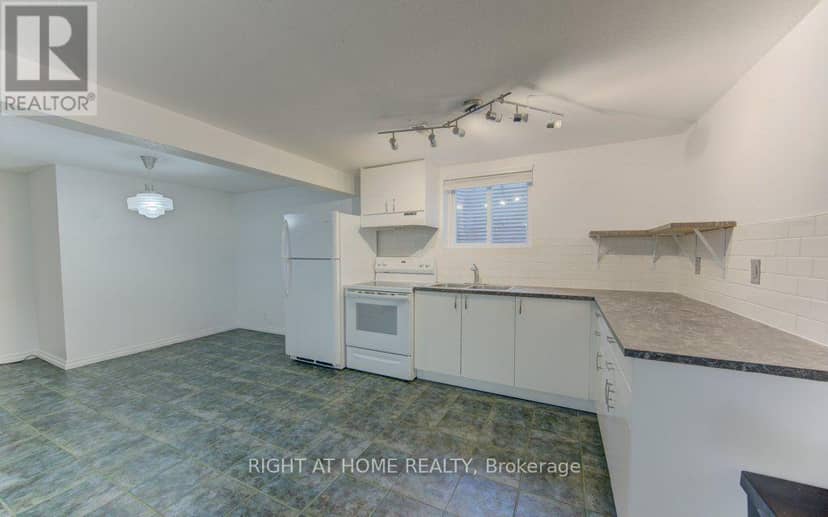 204 Holborn Drive — photo 12 of 19