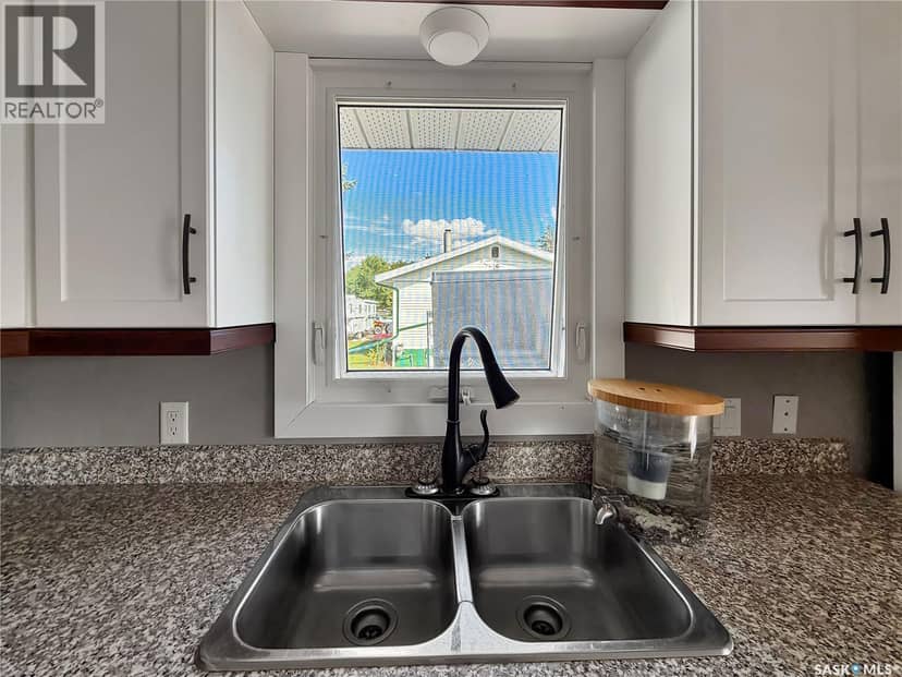 507 Prairie AVENUE — photo 10 of 30