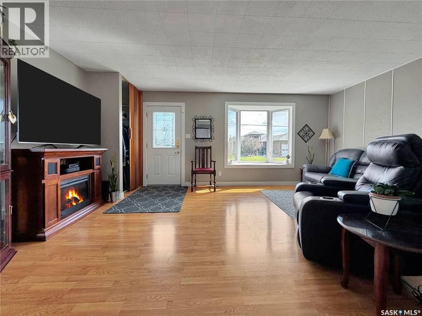 507 Prairie AVENUE — photo 3 of 30