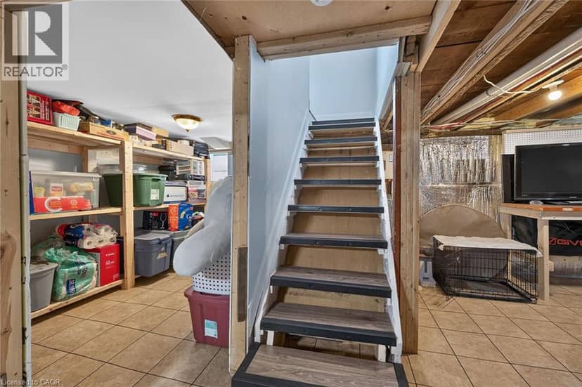 220 PALING Avenue — photo 30 of 40