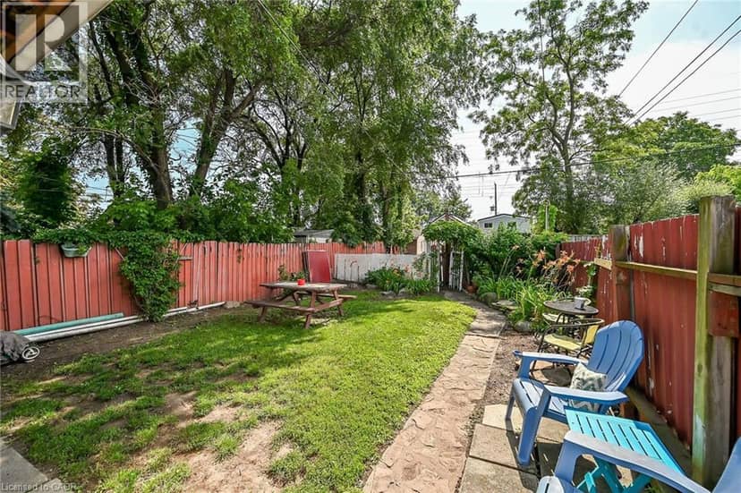220 PALING Avenue — photo 32 of 40