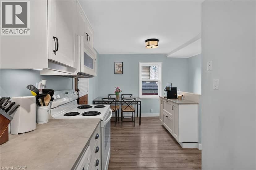 220 PALING Avenue — photo 19 of 40