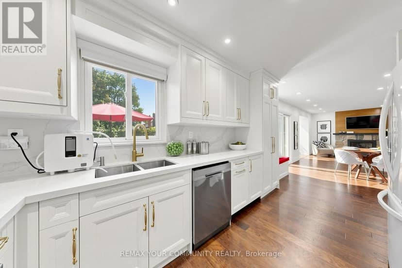 3 Cobblestone Drive — photo 11 of 40