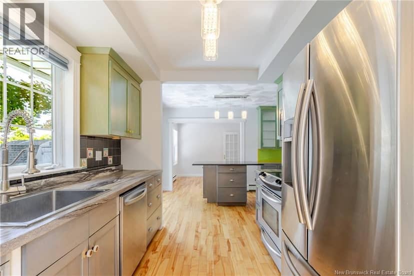 15 Sherwood Court — photo 7 of 29