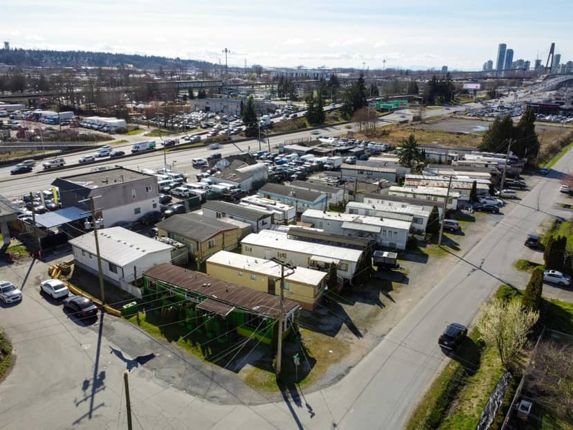 12662 112A AVENUE, Surrey, photo 2