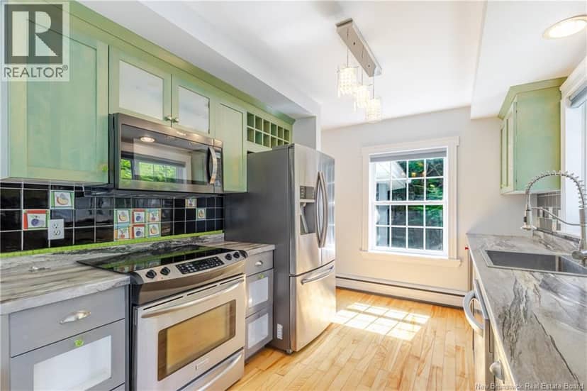 15 Sherwood Court — photo 4 of 29