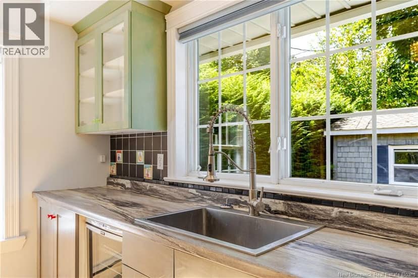 15 Sherwood Court — photo 6 of 29