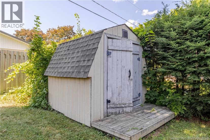 15 Sherwood Court — photo 26 of 29