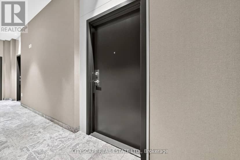 210 - 60 Honeycrisp Crescent — photo 10 of 40