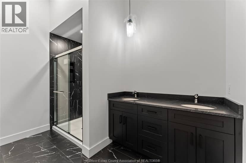 247 BROCK STREET Unit# 404 — photo 14 of 34