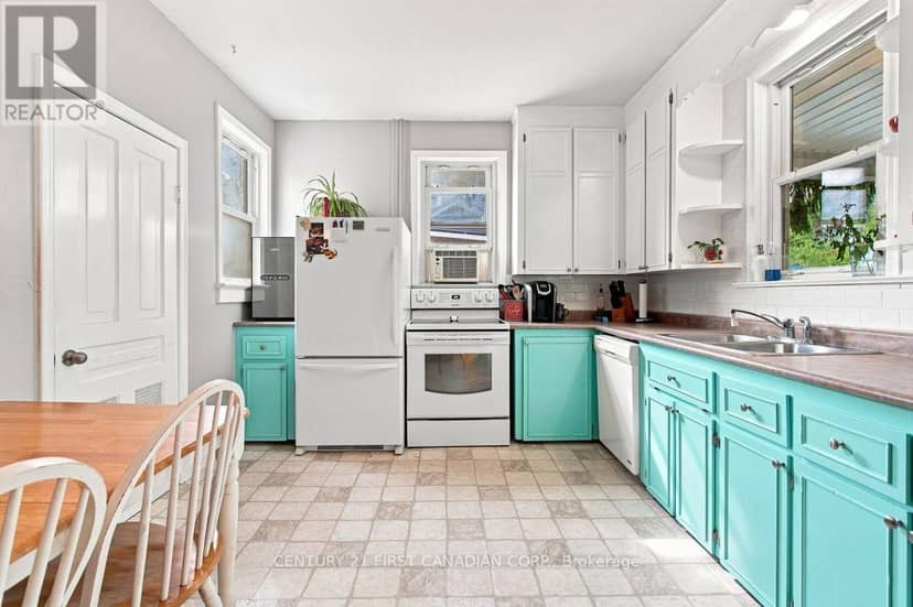 168 Graham Road — photo 17 of 40