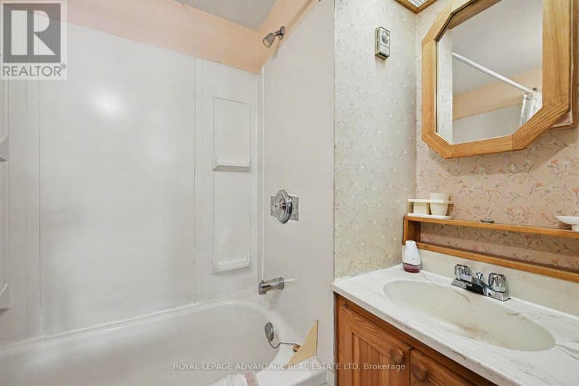 116 Abbey Lane — photo 20 of 39