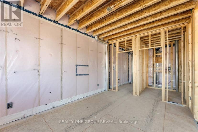 9 Holland Street — photo 12 of 30