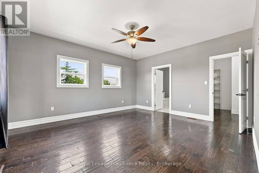 402 Black Road — photo 18 of 40