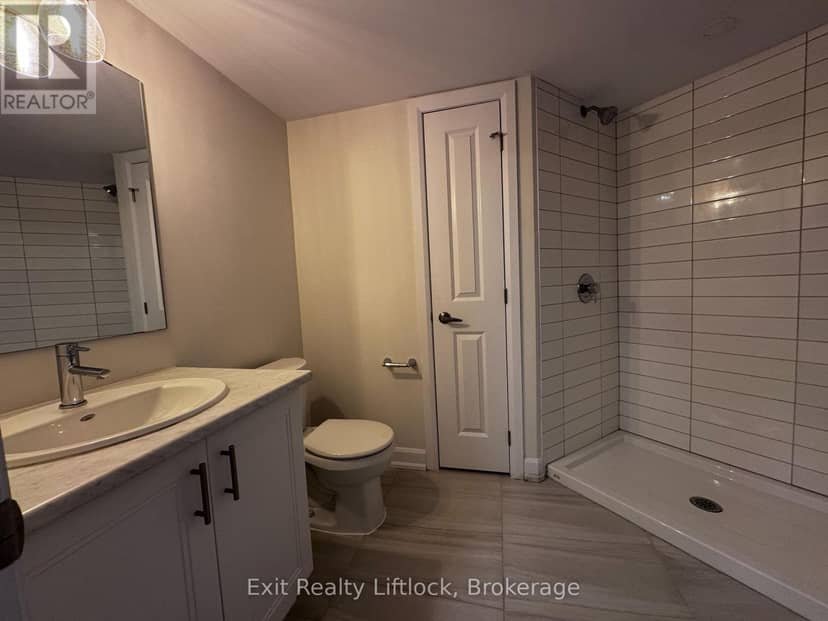 949 Bamford Terrace — photo 25 of 28