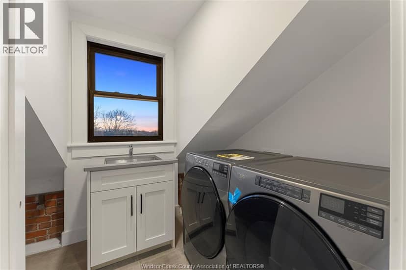 247 BROCK STREET Unit# 401 — photo 14 of 40