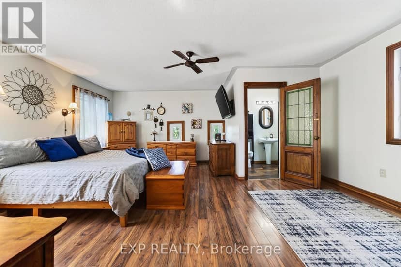 414 Osborne Street — photo 28 of 40