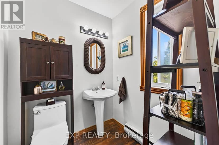 414 Osborne Street — photo 30 of 40