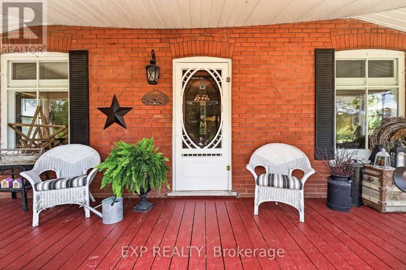 414 Osborne Street — photo 7 of 40