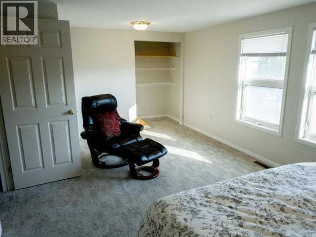 120 Seine Square — photo 12 of 29