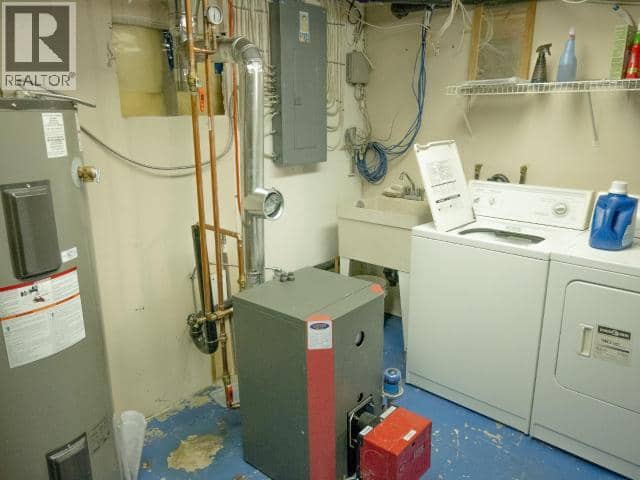 120 Seine Square — photo 22 of 29