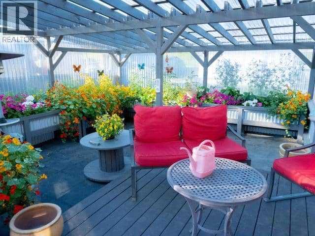 120 Seine Square — photo 27 of 29