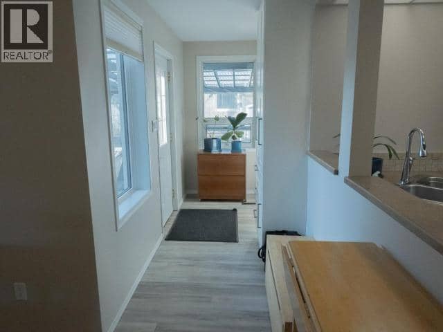 120 Seine Square — photo 7 of 29
