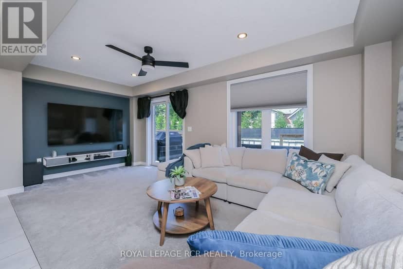 106 Mullin Street E — photo 13 of 30
