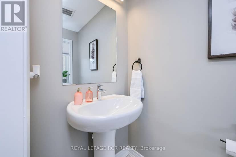 106 Mullin Street E — photo 14 of 30