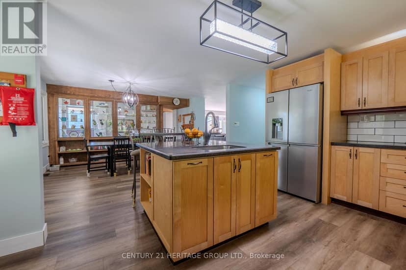 431 Astorville Road — photo 4 of 32