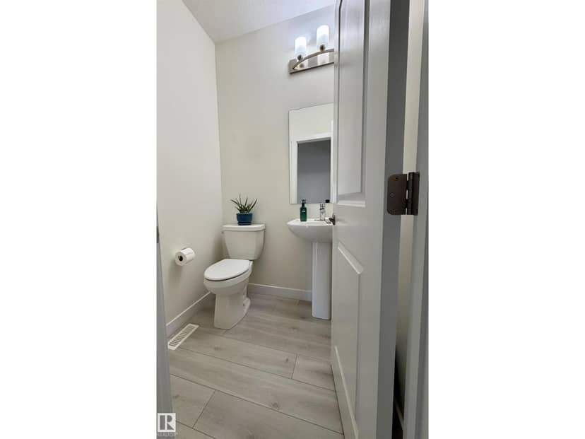 85 Meadowlink Cm, Spruce Grove, photo 3
