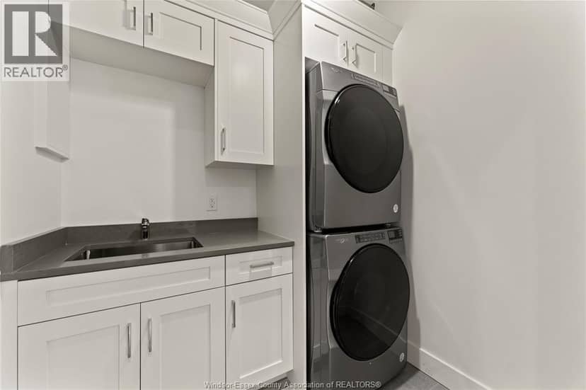 247 BROCK STREET Unit# 303 — photo 15 of 35