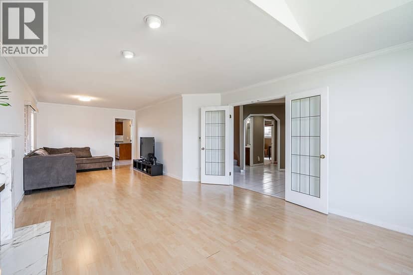 10288 HALL AVENUE, Richmond, photo 6