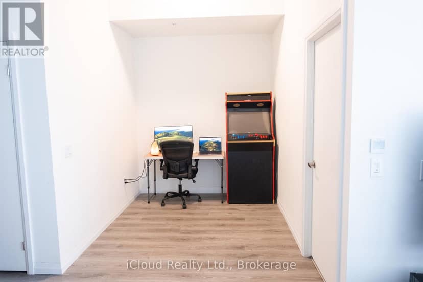 PH 2707 - 108 Garment Street — photo 11 of 27