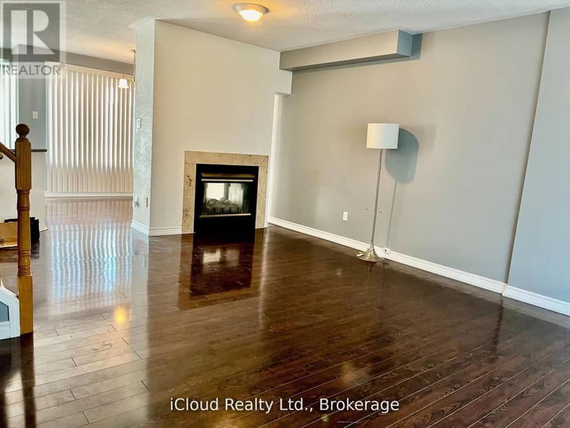 40 Glenashton Drive — photo 5 of 25