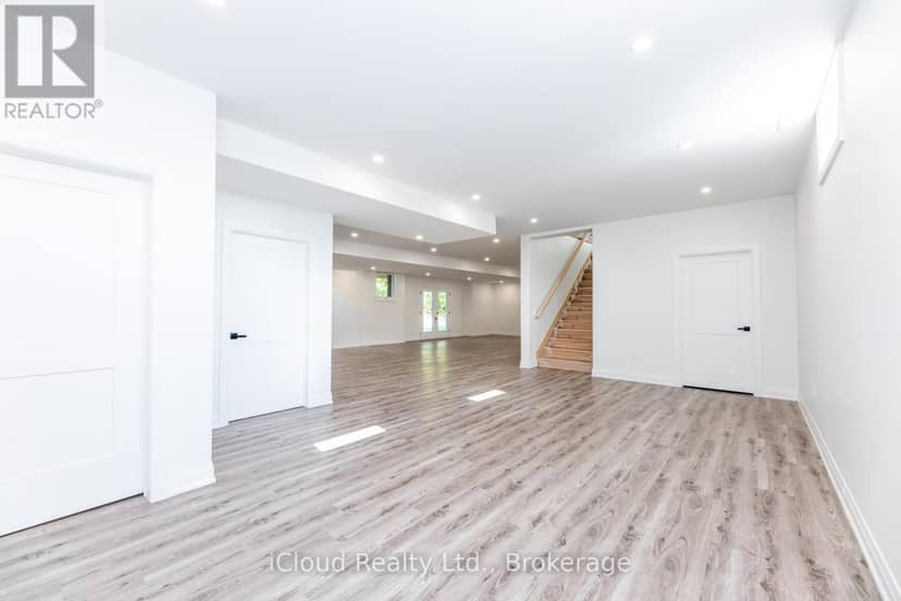 8 Prentis Court — photo 32 of 40