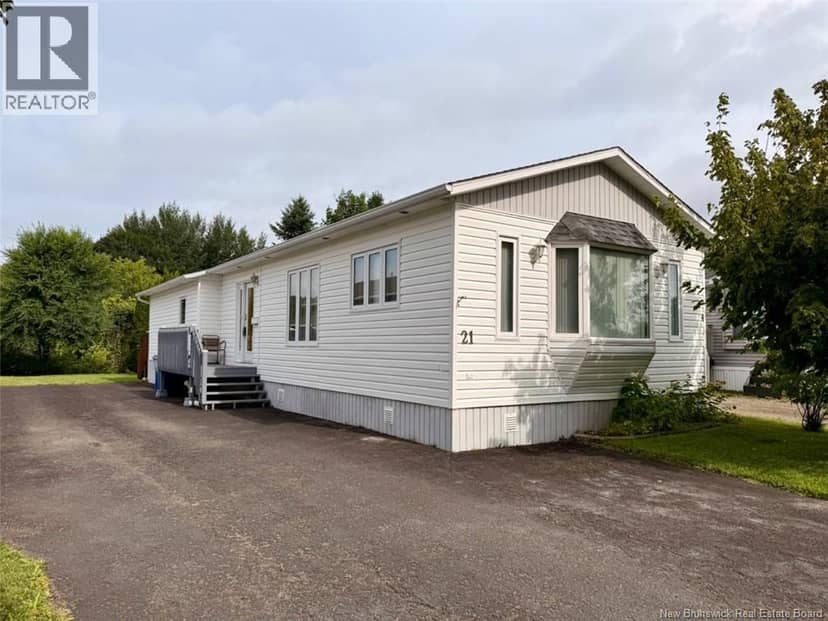 21 Mountain View Place, Campbellton
