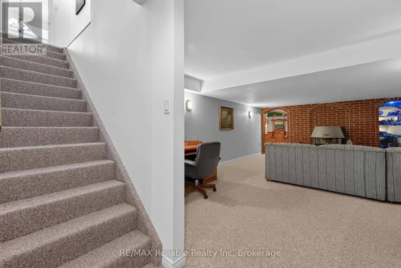 1 Harbour Lane — photo 38 of 40