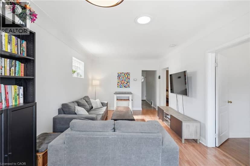 58 EDINBURGH Avenue — photo 11 of 39