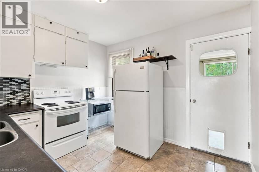 58 EDINBURGH Avenue — photo 17 of 39
