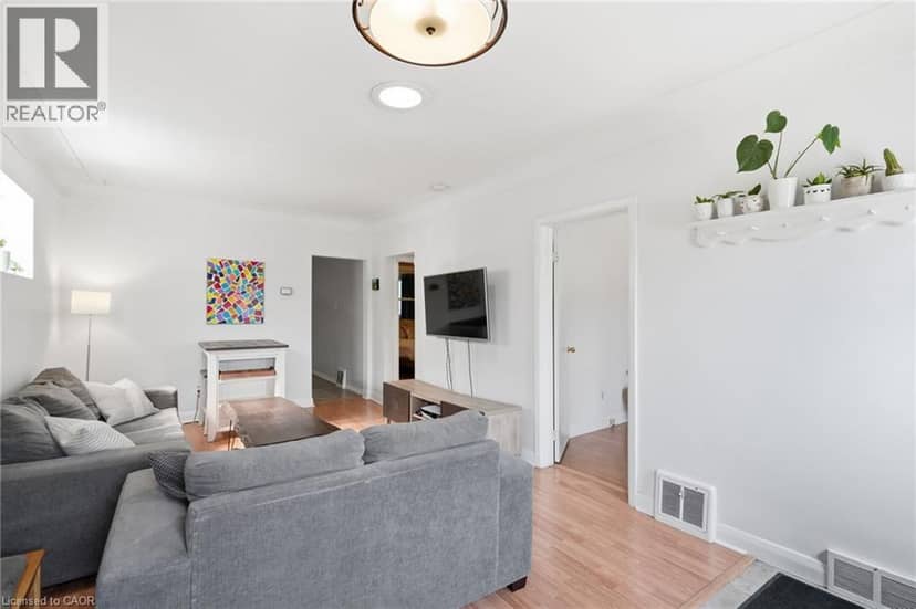 58 EDINBURGH Avenue — photo 12 of 39