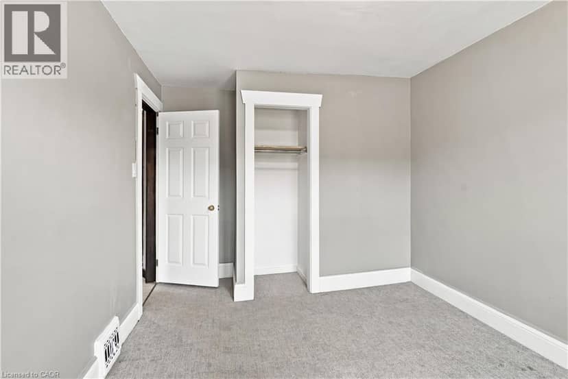 570 CANNON Street E — photo 26 of 40