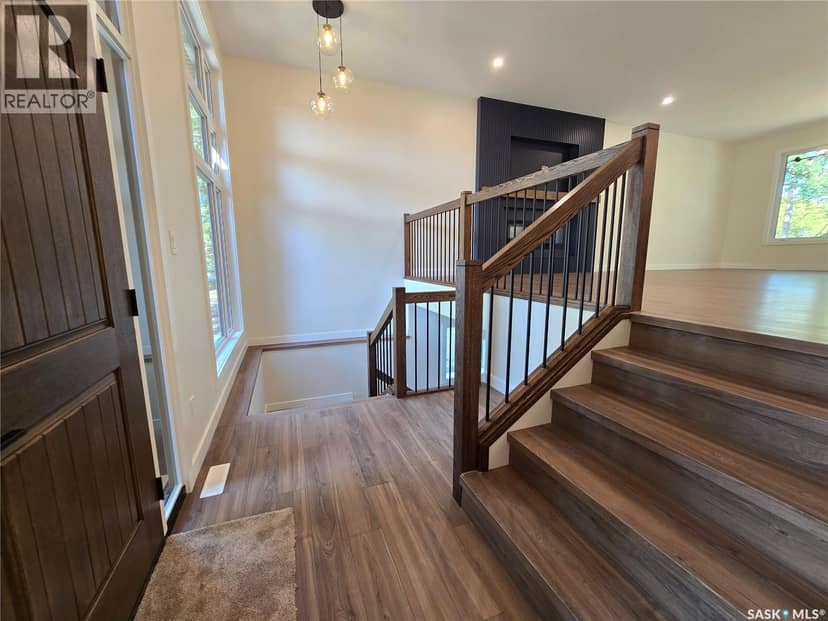 3 Kenney Crescent, Weyburn, photo 4