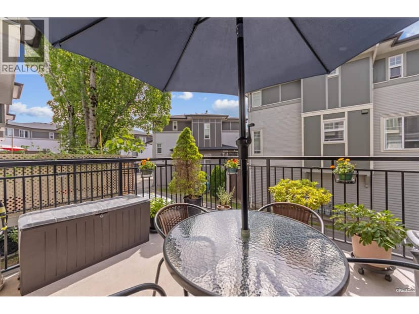 19 1010 EWEN AVENUE, New Westminster, photo 2