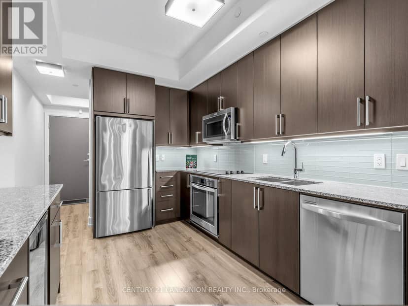 311B - 9600 Yonge Street — photo 6 of 34