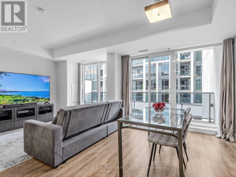 311B - 9600 Yonge Street — photo 8 of 34