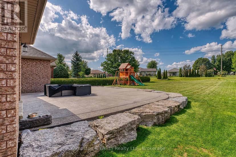 635 Riverview Drive — photo 34 of 40